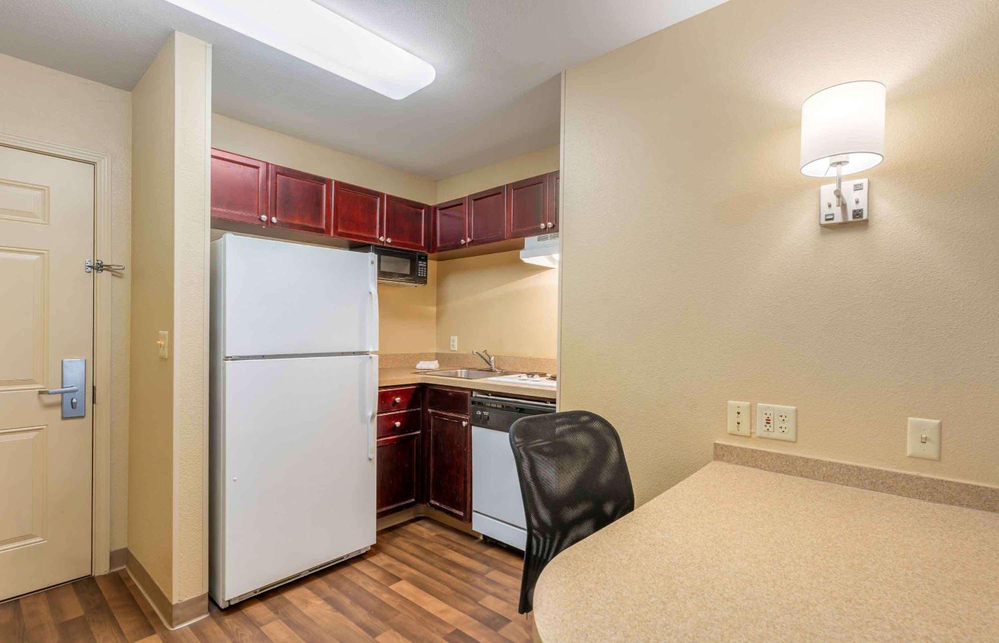 Extended Stay America Suites - Portland - Hillsboro Exteriör bild